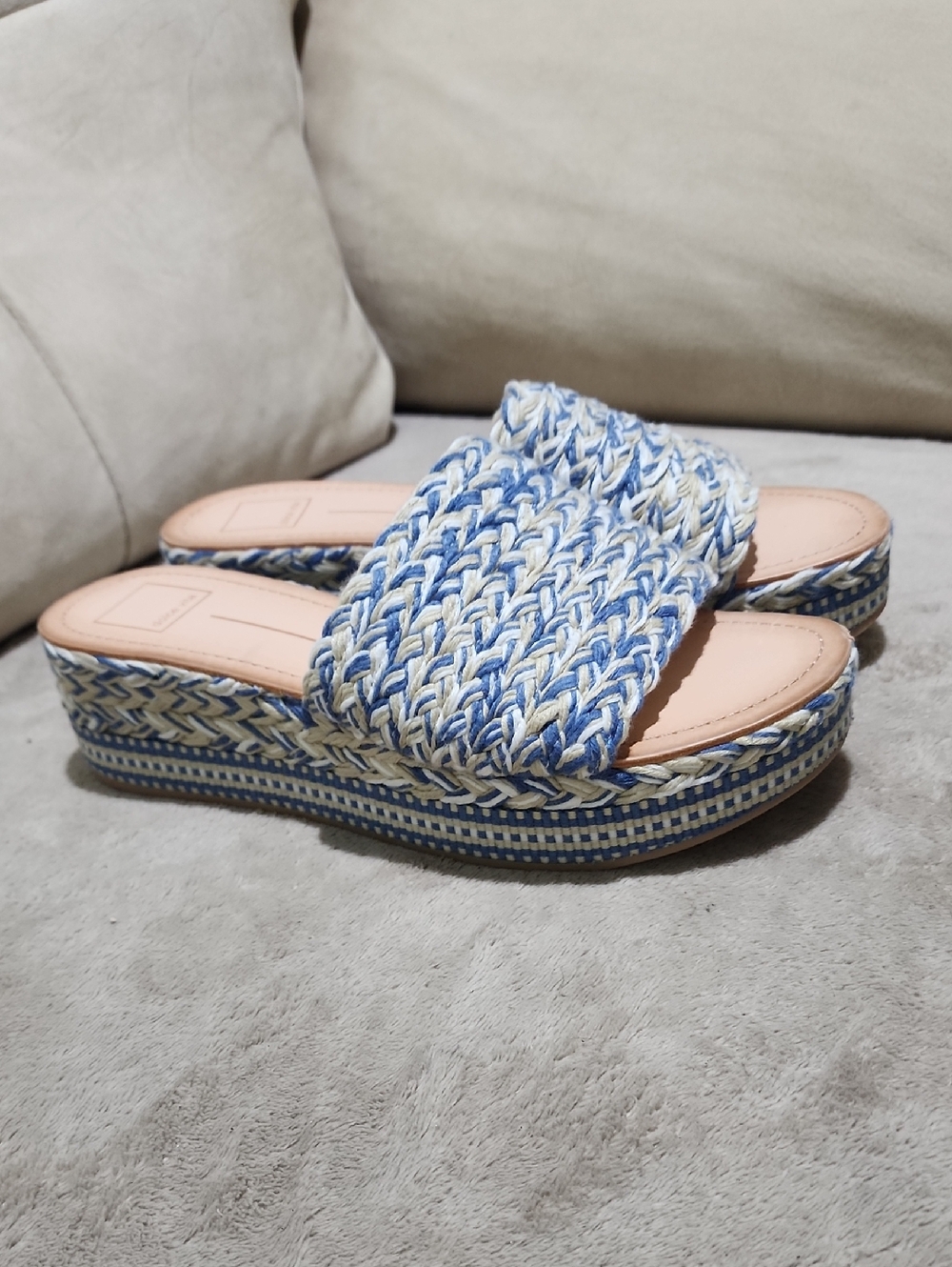 NWT.Dolce Vita Blue & Cream Braided Platform Slide Sandals.No Size Tag Se Pic